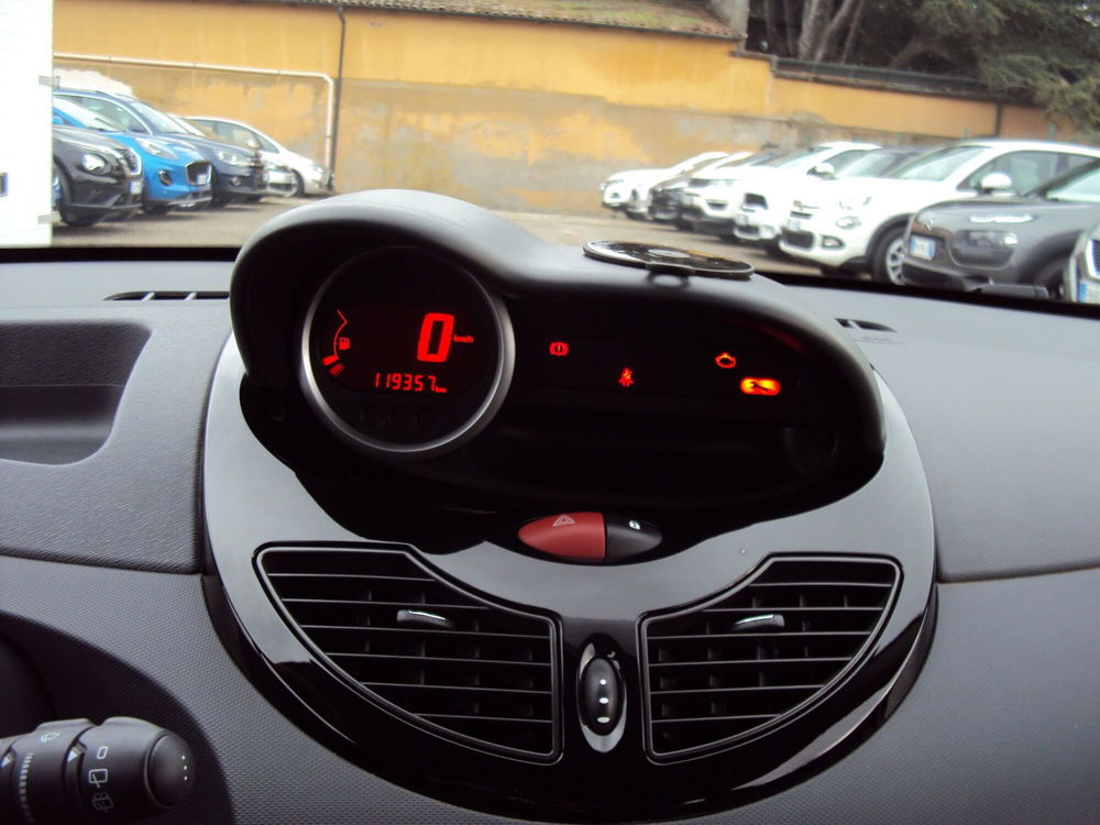 Renault Twingo usata a Bologna (9)