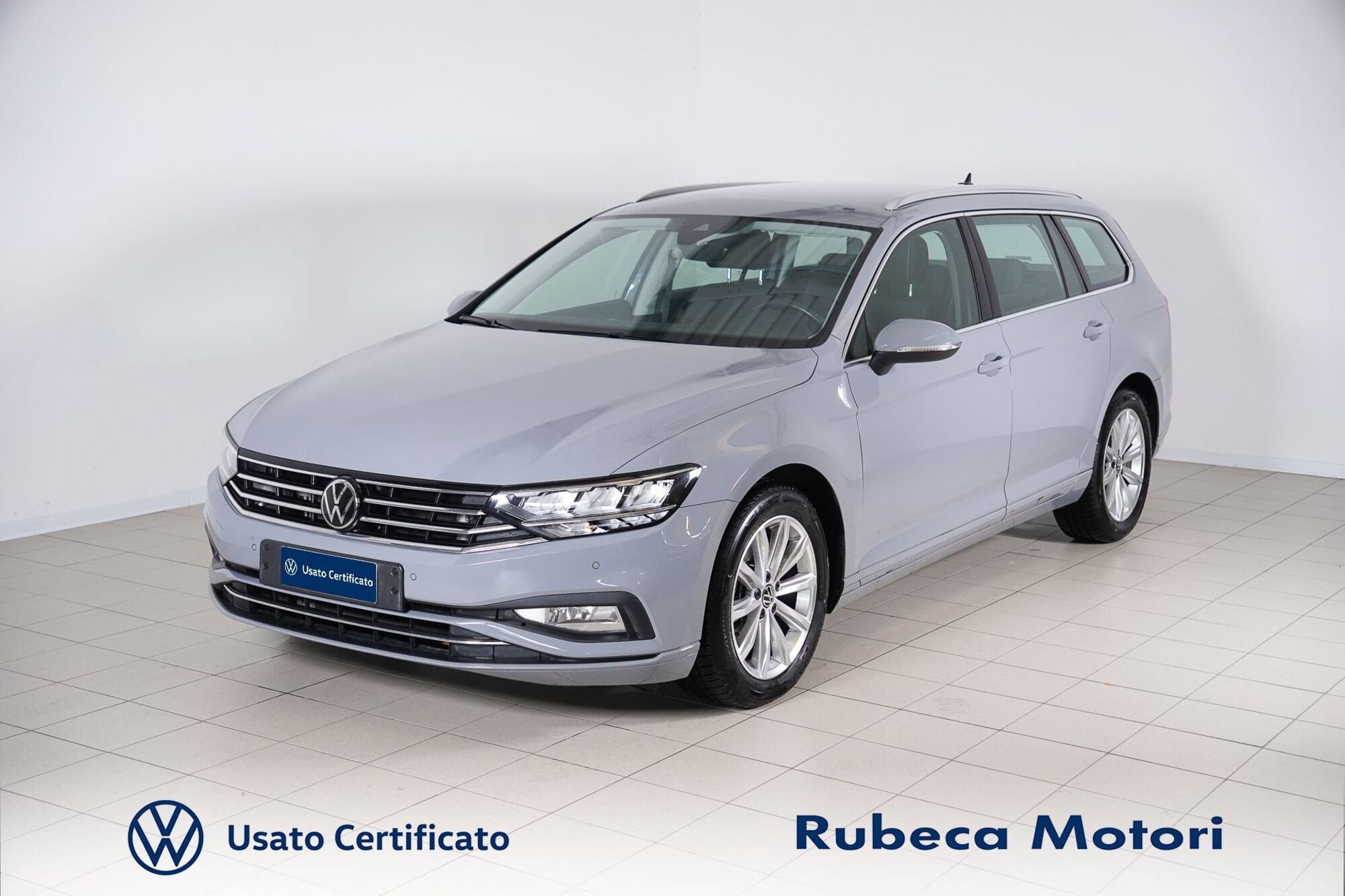 Volkswagen Passat Variant 2.0 TDI SCR EVO DSG Business del 2023 usata a Citta&#039; della Pieve