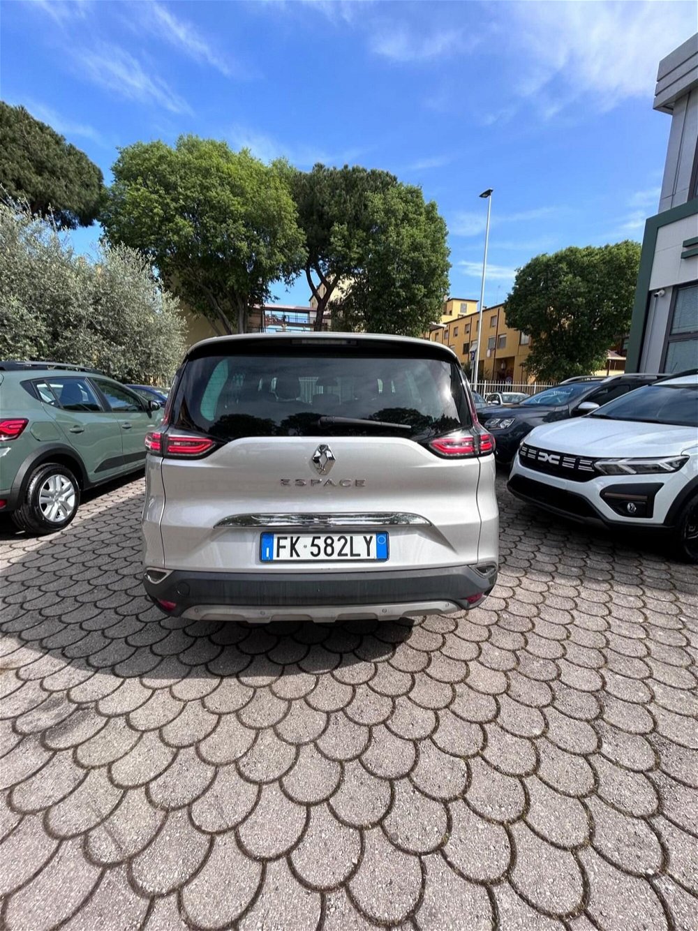 Renault Espace dCi 160CV EDC Energy Intens  del 2017 usata a Firenze (3)