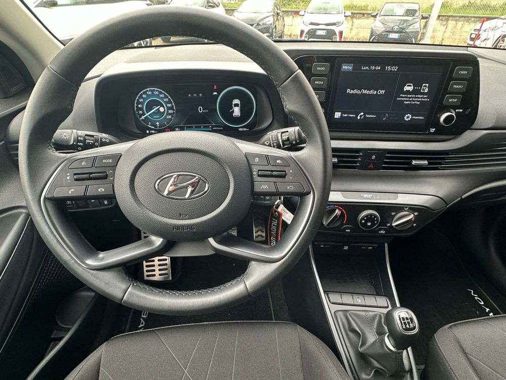 Hyundai Bayon 1.0 t-gdi 48V Xline imt del 2023 usata a Madignano (5)