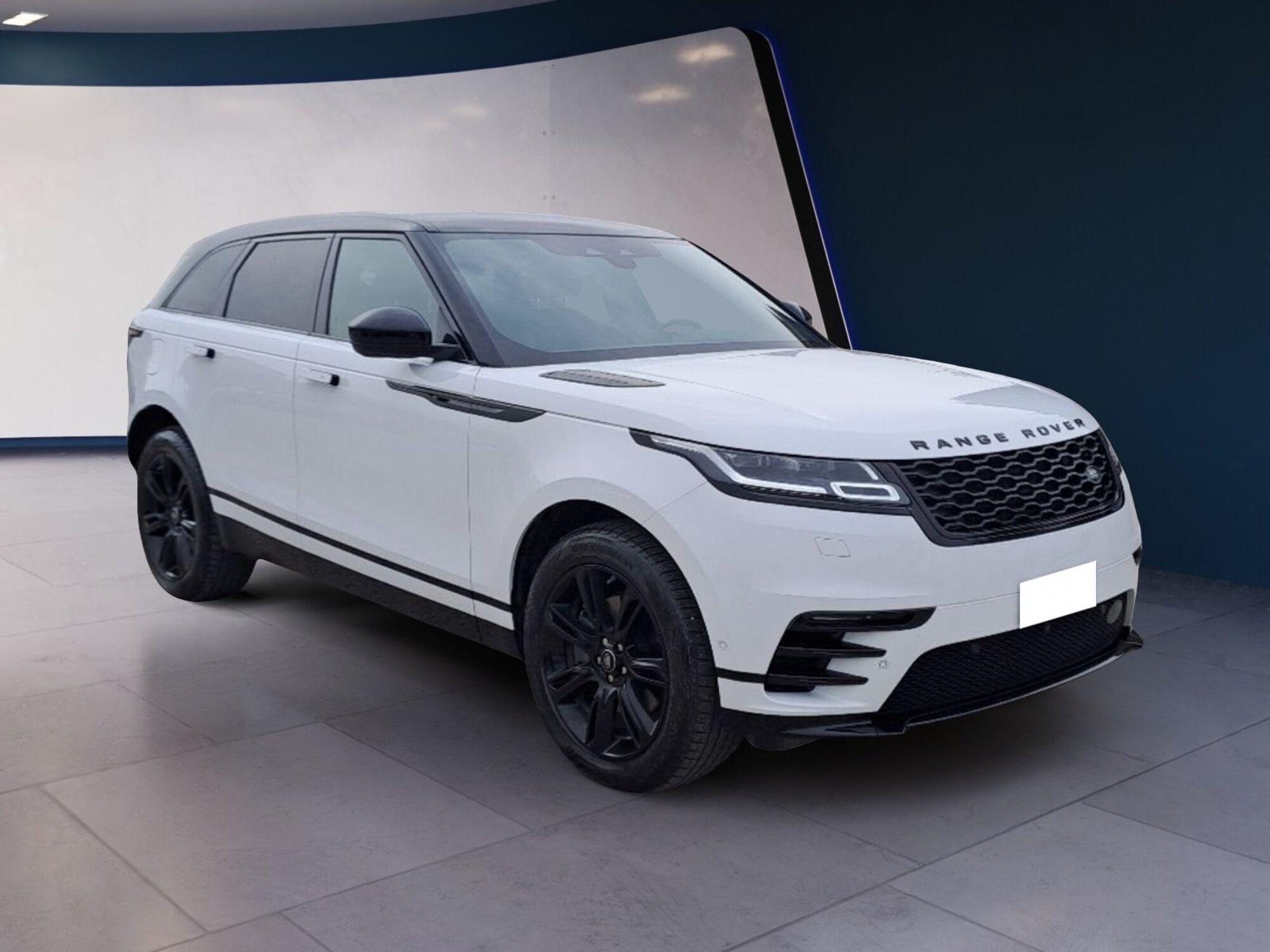 Land Rover Range Rover Velar 2.0d i4 mhev S 4wd 204cv auto del 2021 usata a Montesilvano