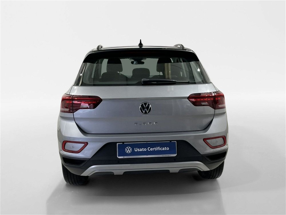 Volkswagen T-Roc 1.5 tsi Life dsg del 2023 usata a Massa (4)