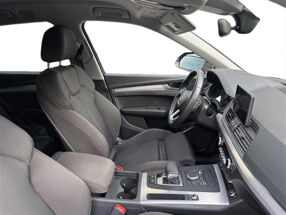 Audi Q5 35 TDI S tronic Business Sport del 2020 usata a Prato (4)