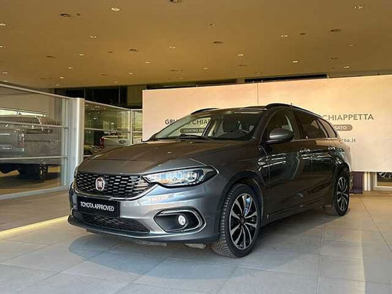 Fiat Tipo Station Wagon Tipo 1.6 Mjt S&S SW Lounge  del 2019 usata a Rende