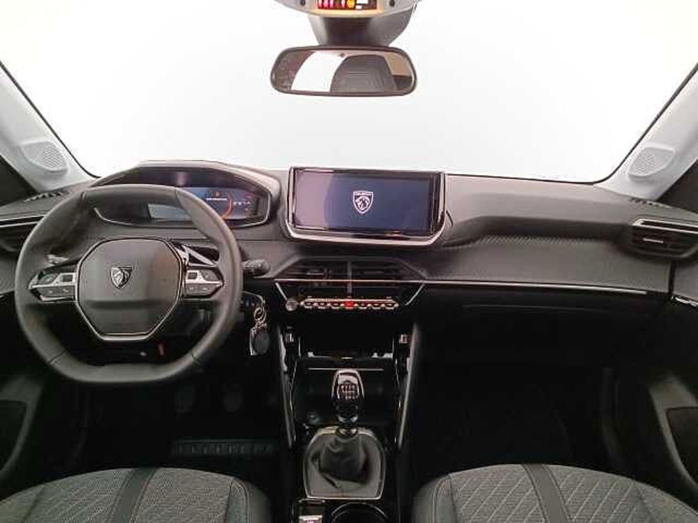 Peugeot 208 nuova a Venezia (9)