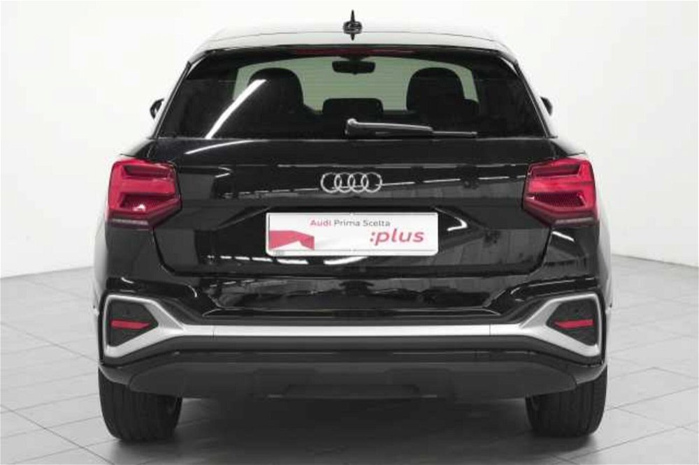 Audi Q2 Q2 35 2.0 tdi Business s-tronic del 2023 usata a Barni (4)