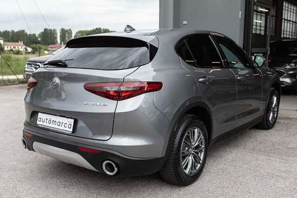 Alfa Romeo Stelvio usata a Treviso (2)