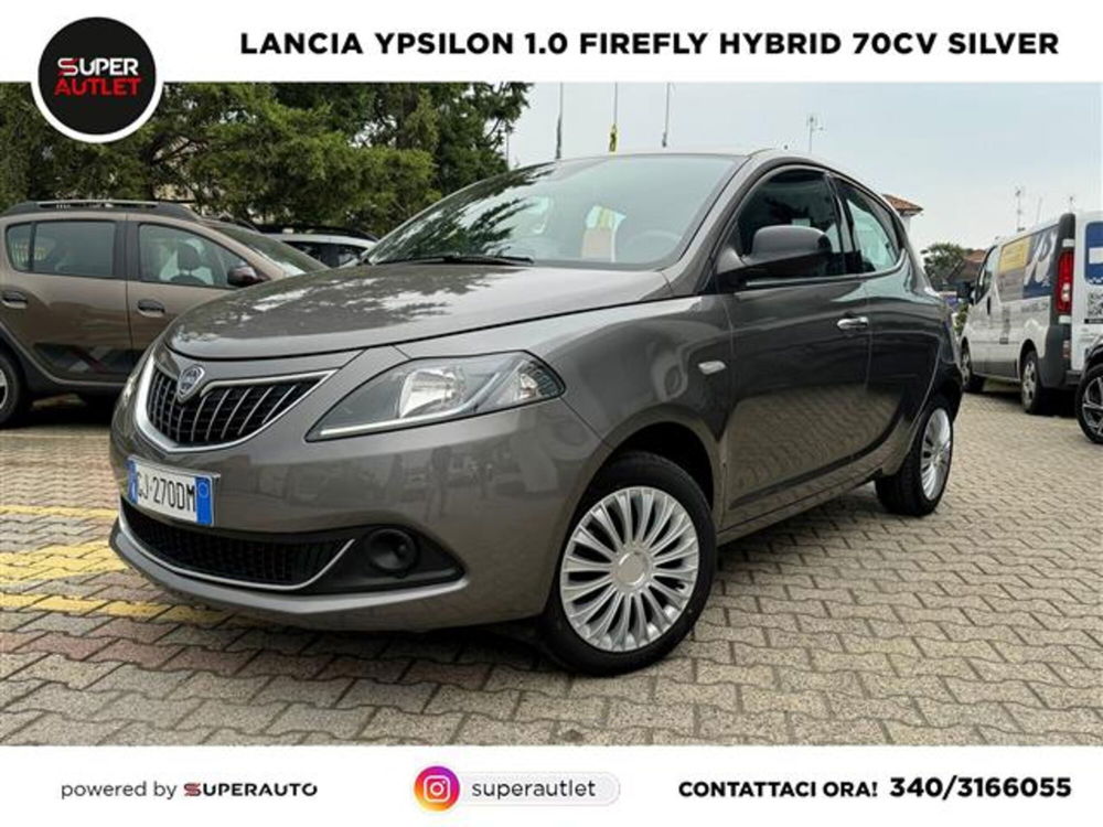 Lancia Ypsilon usata a Pavia