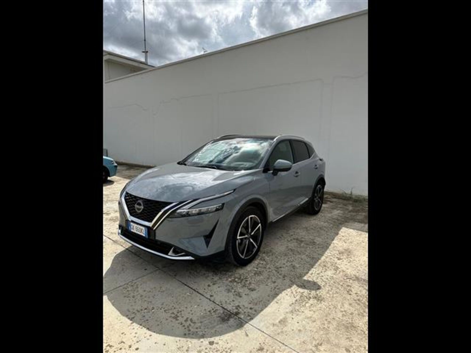 Nissan Qashqai 1.3 mhev Tekna 2wd 140cv del 2023 usata a Brindisi