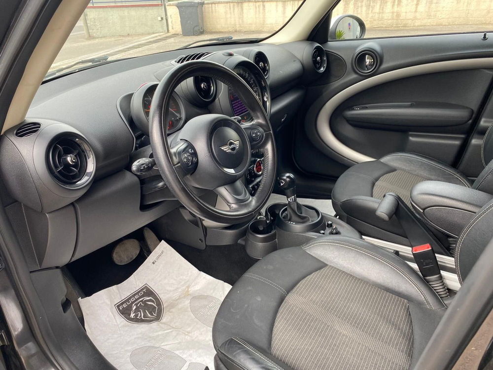 MINI Mini Countryman usata a Bari (15)