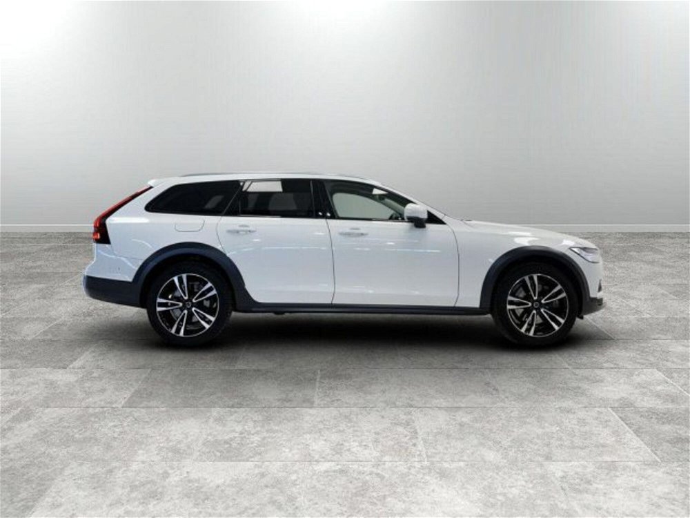 Volvo V90 Cross Country B4 (d) AWD Geartronic Business Pro  del 2021 usata a Modena (4)