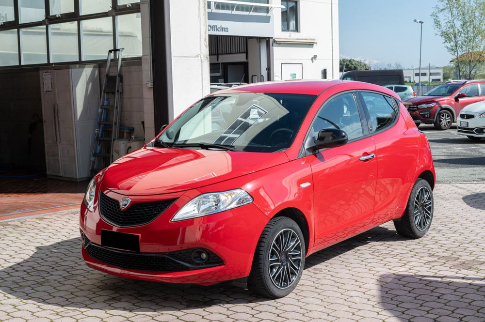 Lancia Ypsilon 1.0 FireFly 5 porte S&S Hybrid Gold del 2020 usata a Cirie'