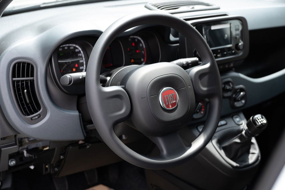 Fiat Panda Cross nuova a Torino (9)