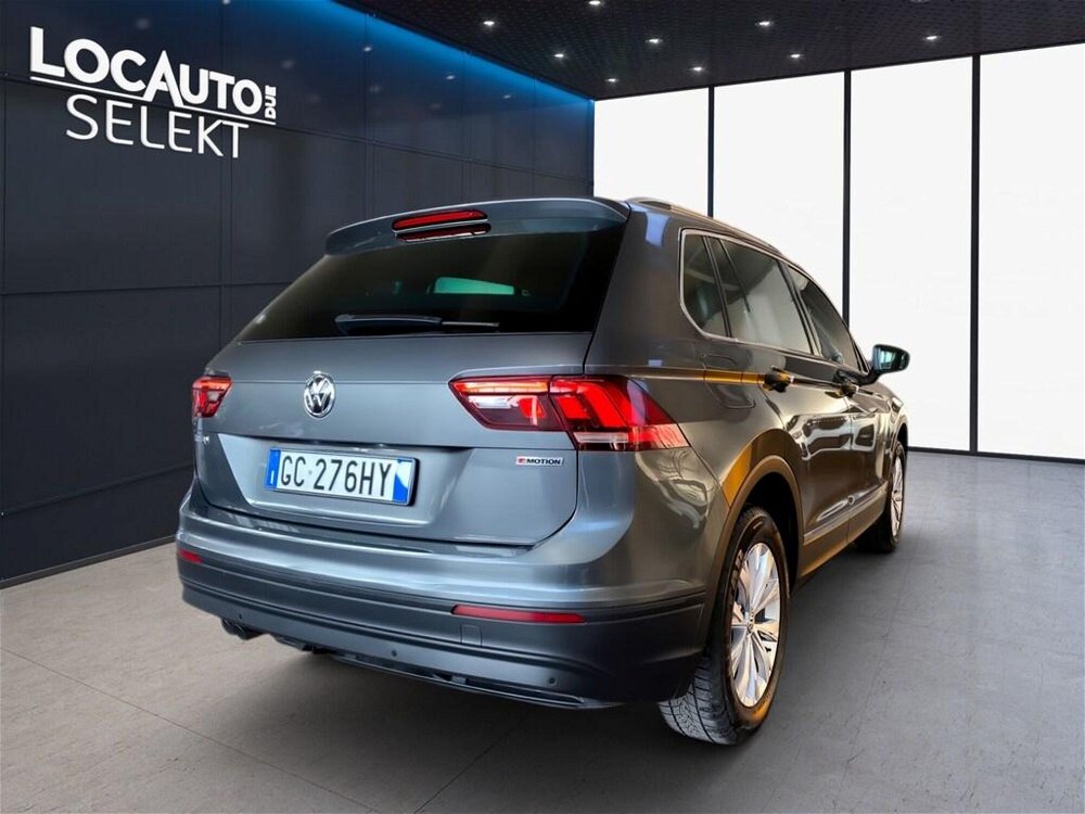 Volkswagen Tiguan 2.0 TDI SCR 4MOTION Business BlueMotion Technology  del 2020 usata a Torino (4)