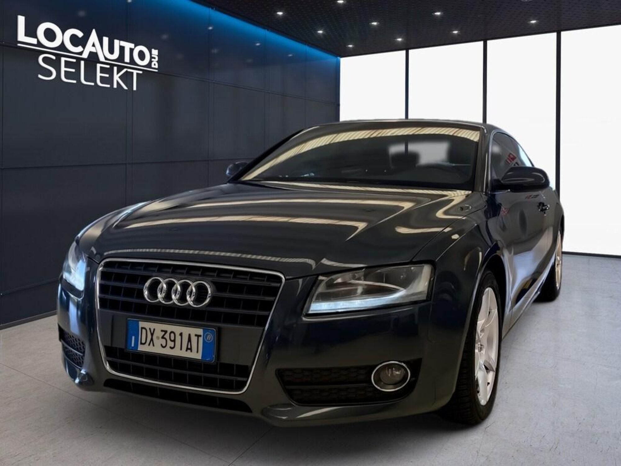 Audi A5 Coup&eacute; 2.0 TDI F.AP. Ambiente del 2009 usata a Torino