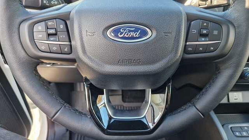 Ford Ranger Pick-up nuova a Trento (14)