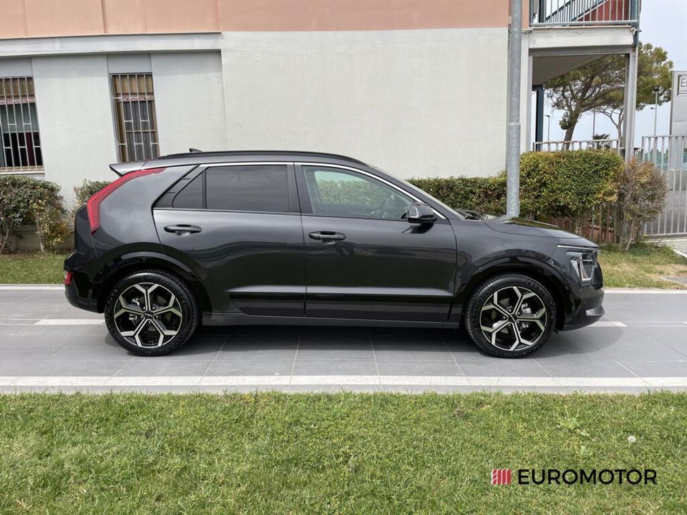 Kia Niro 1.6 GDi DCT HEV Evolution  del 2022 usata a Modugno (4)