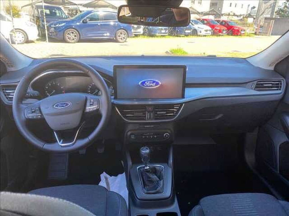 Ford Focus Station Wagon usata a Varese (8)