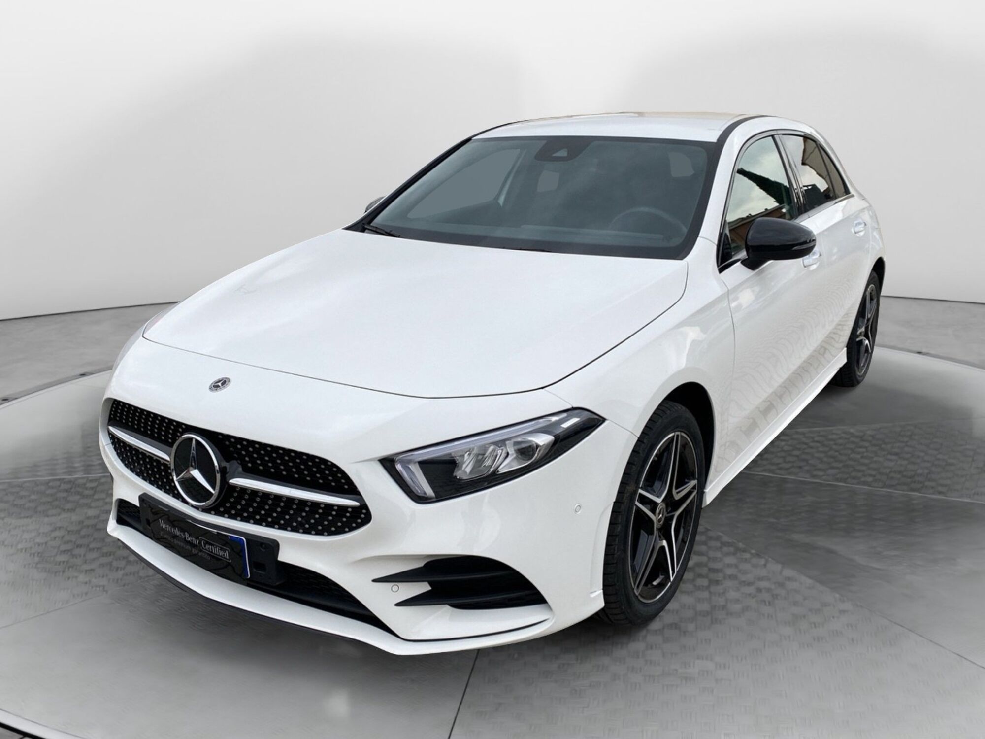 Mercedes-Benz Classe A 250 e Automatic Plug-in hybrid Premium del 2023 usata a Firenze