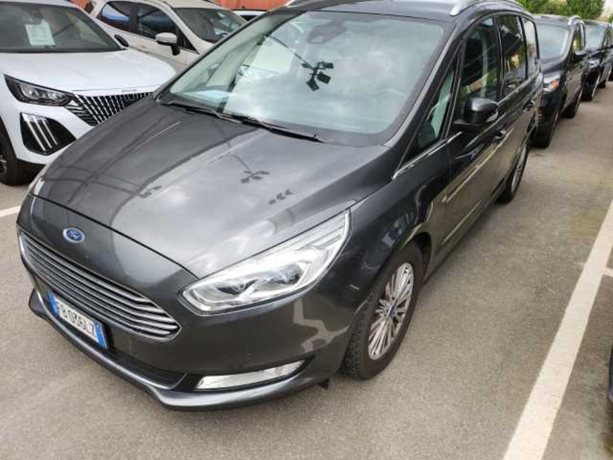 Ford Galaxy 2.0 TDCi 180CV Start&amp;Stop Powershift Titanium del 2016 usata a Bologna