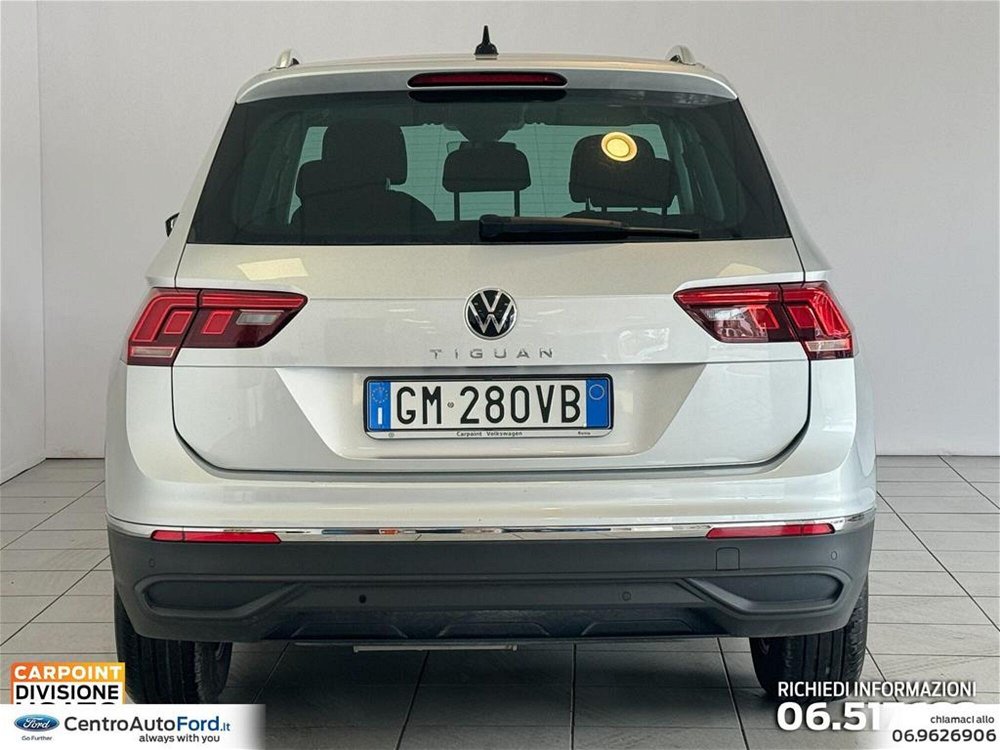 Volkswagen Tiguan 2.0 tdi Life 150cv dsg del 2023 usata a Albano Laziale (4)