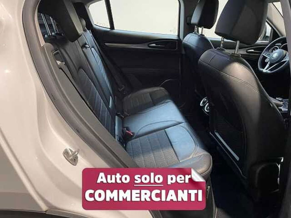 Alfa Romeo Stelvio usata a Ravenna (14)