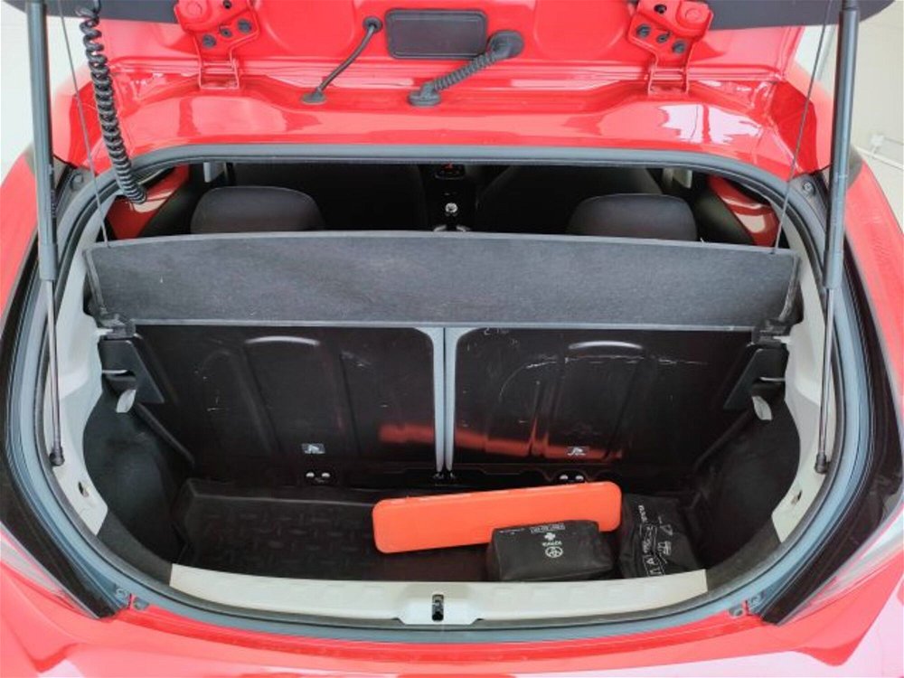 Toyota Aygo Connect 1.0 VVT-i 72 CV 5 porte x-fun del 2019 usata a Mosciano Sant'Angelo (5)