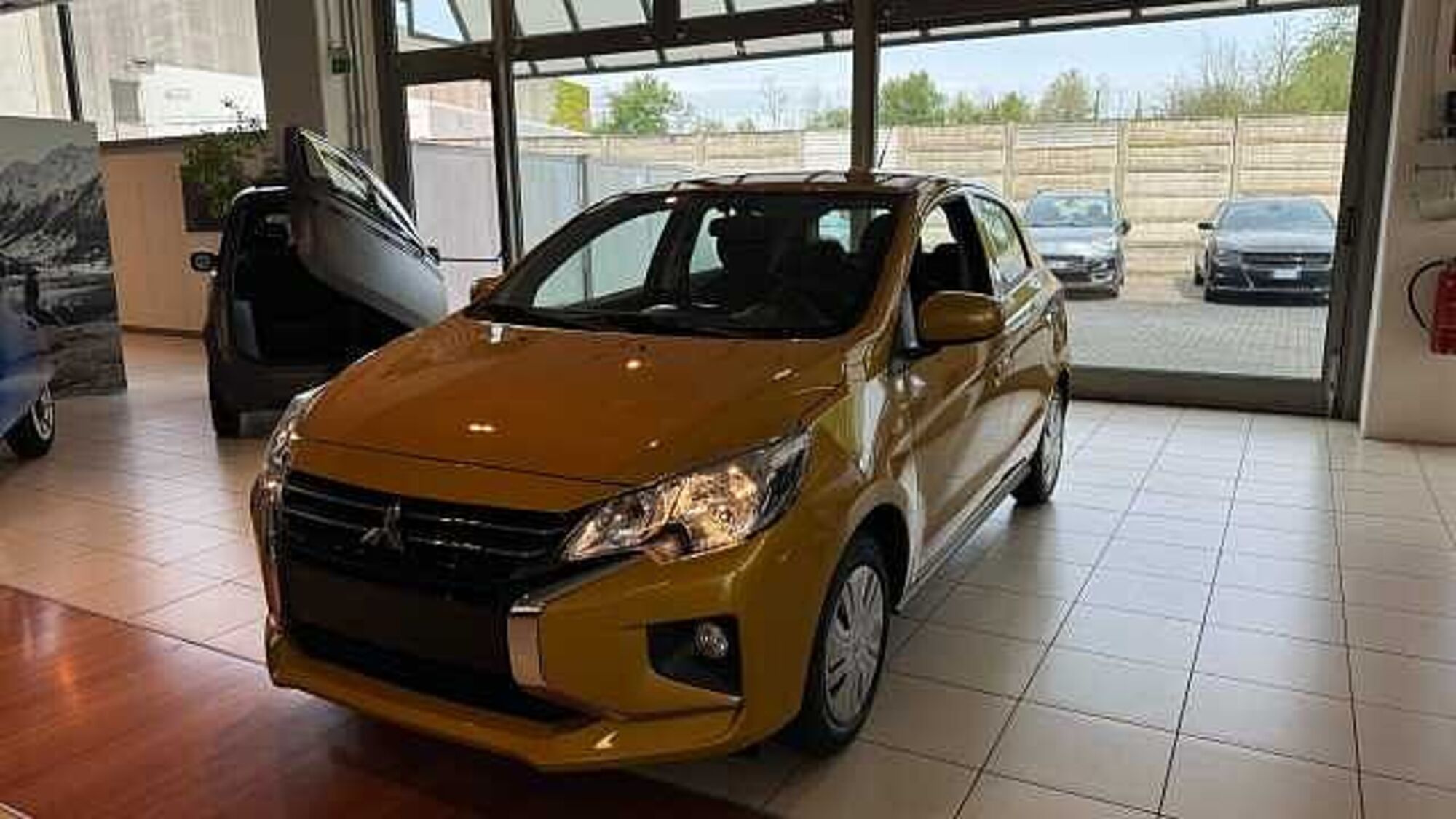 Mitsubishi Space Star 1.2 Invite  nuova a Legnano