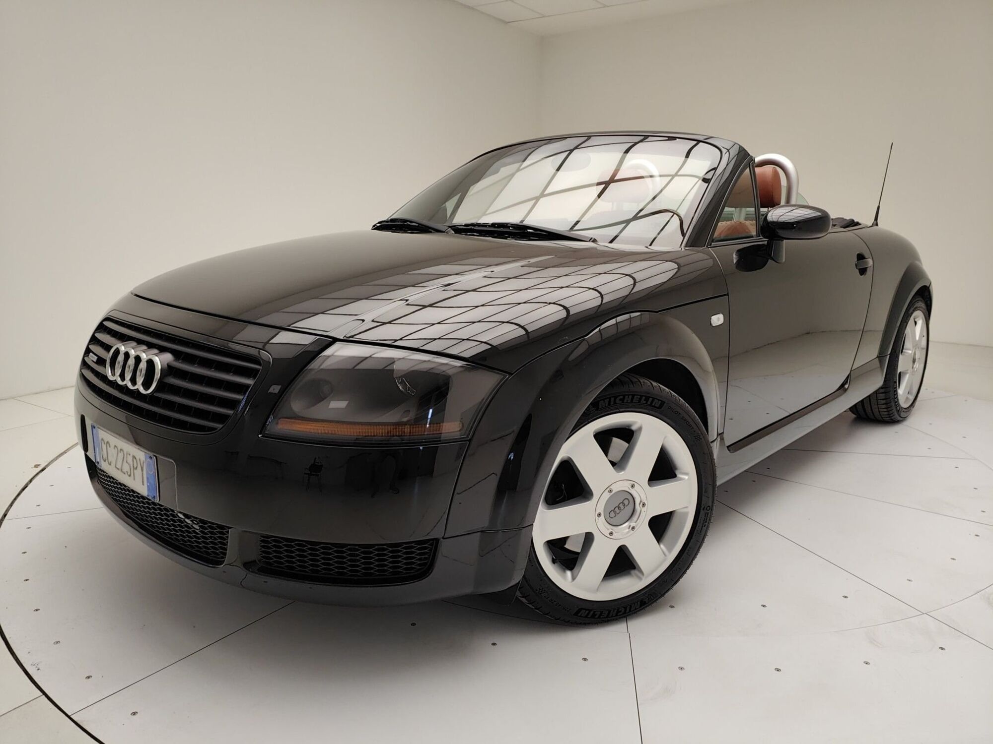 Audi TT Cabrio 1.8 T 20V 225 CV cat quattro  del 2002 usata a Erba