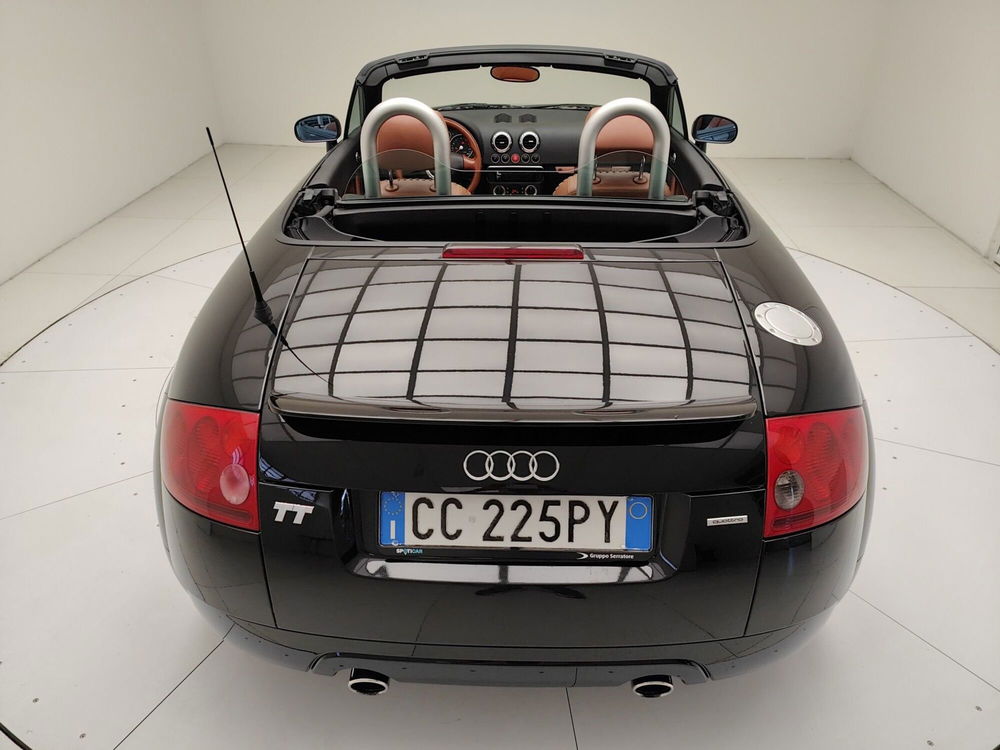 Audi TT Cabrio usata a Como (6)