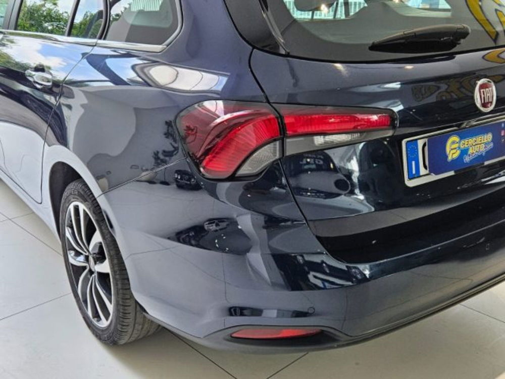 Fiat Tipo Station Wagon Tipo 1.6 Mjt S&S DCT SW Lounge  del 2020 usata a Somma Vesuviana (3)