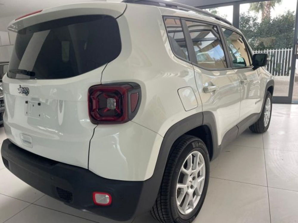 Jeep Renegade nuova a Napoli (13)