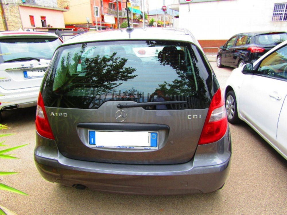 Mercedes-Benz Classe A 160 CDI BlueEFFICIENCY Executive  del 2011 usata a Somma Vesuviana (4)