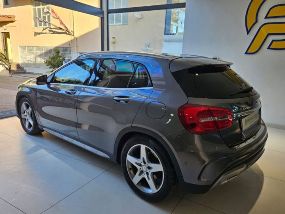 Mercedes-Benz GLA SUV usata a Napoli (5)