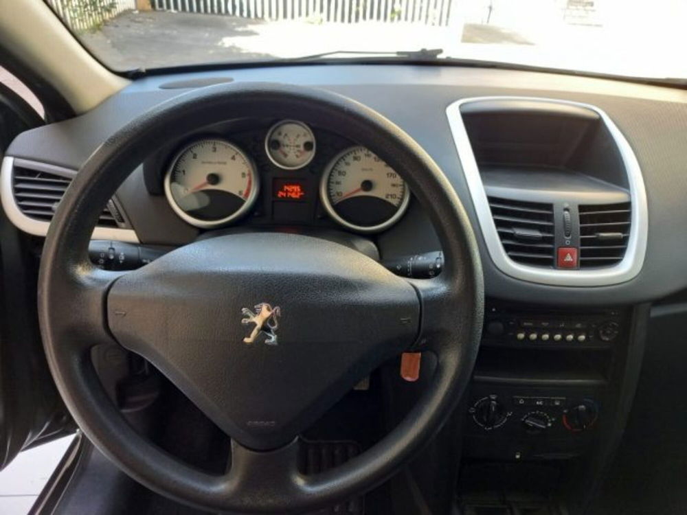 Peugeot 207 usata a Napoli (6)