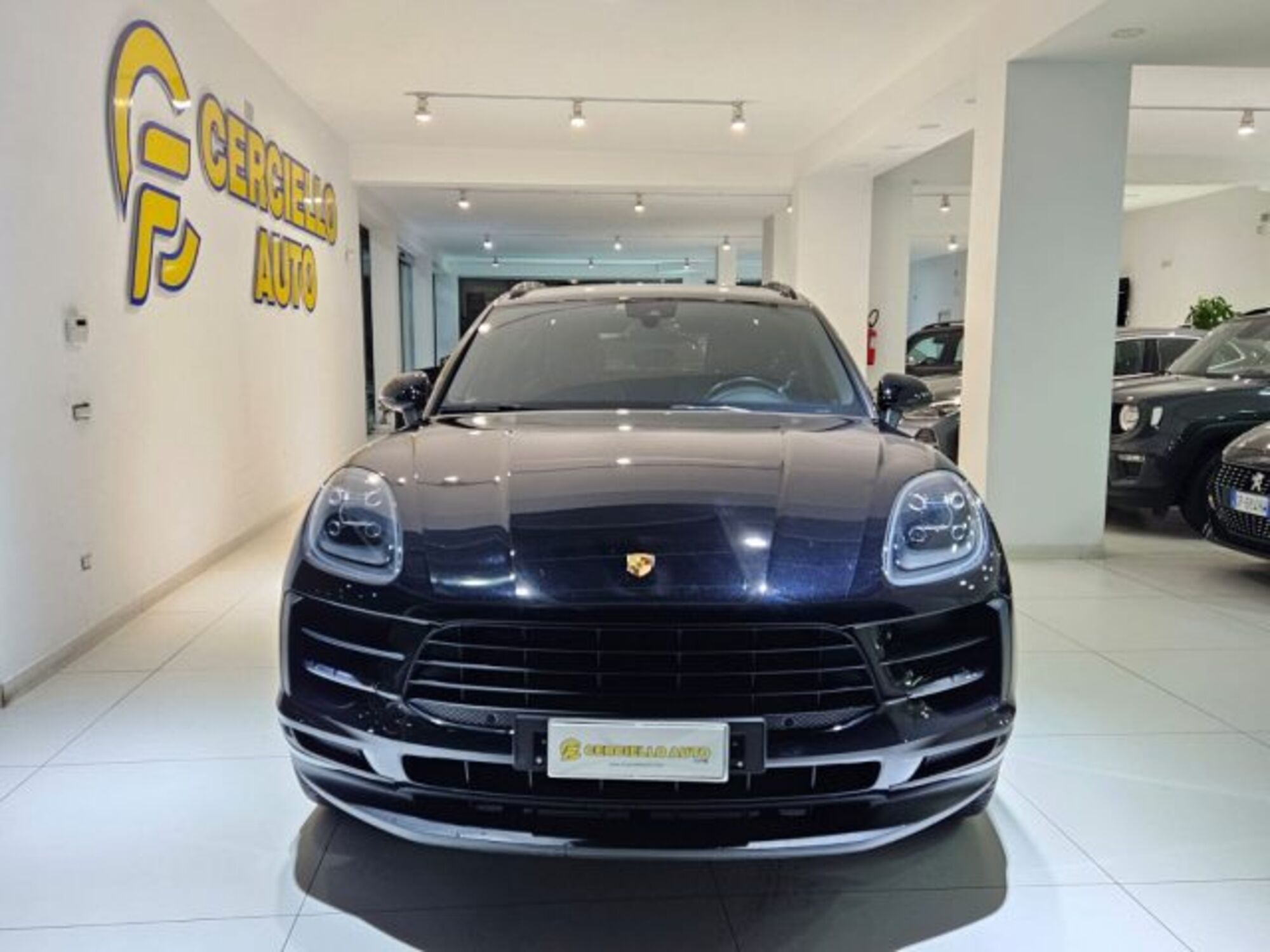 Porsche Macan 2.0  del 2020 usata a Somma Vesuviana