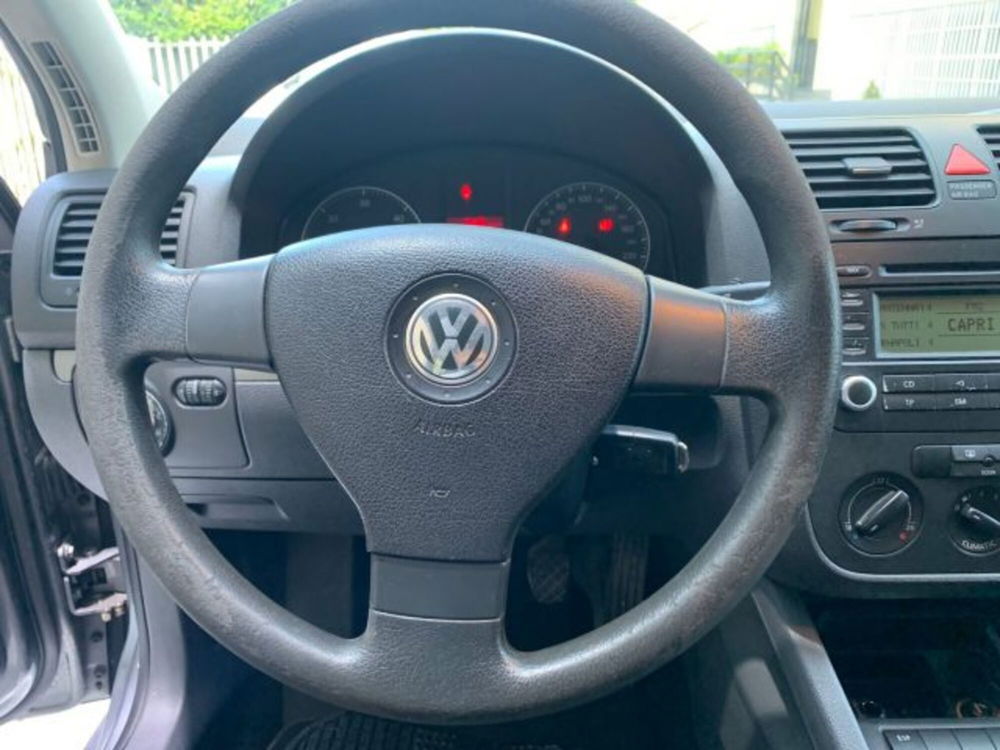 Volkswagen Golf usata a Napoli (11)