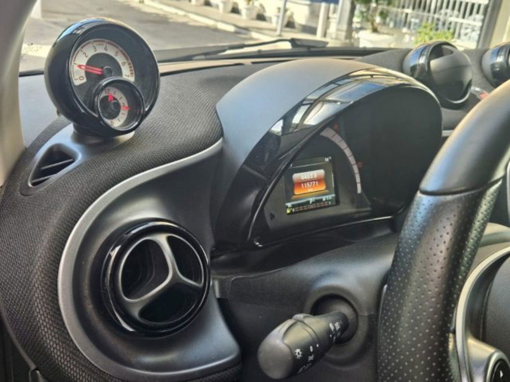 smart Fortwo usata a Napoli (12)