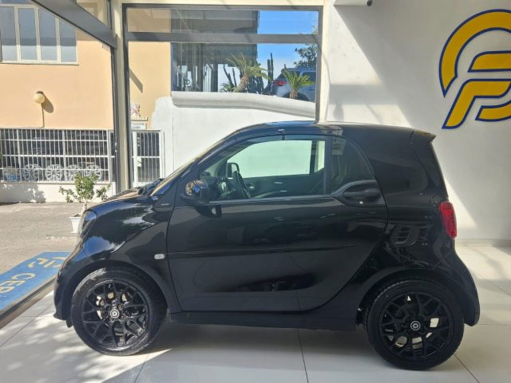 smart Fortwo 70 1.0 twinamic Passion  del 2019 usata a Somma Vesuviana (2)