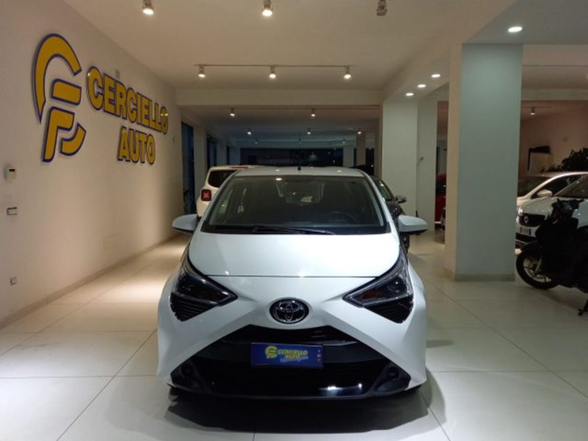 Toyota Aygo Connect 1.0 VVT-i 72 CV 5 porte x-wave grey del 2020 usata a Somma Vesuviana