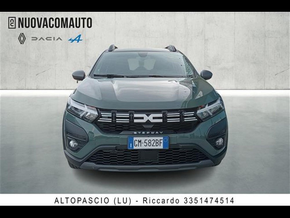 Dacia Sandero Stepway 1.0 TCe 110 CV Expression UP del 2023 usata a Sesto Fiorentino (2)