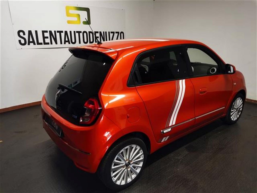Renault Twingo Urban Night 22kWh del 2020 usata a Lecce (2)