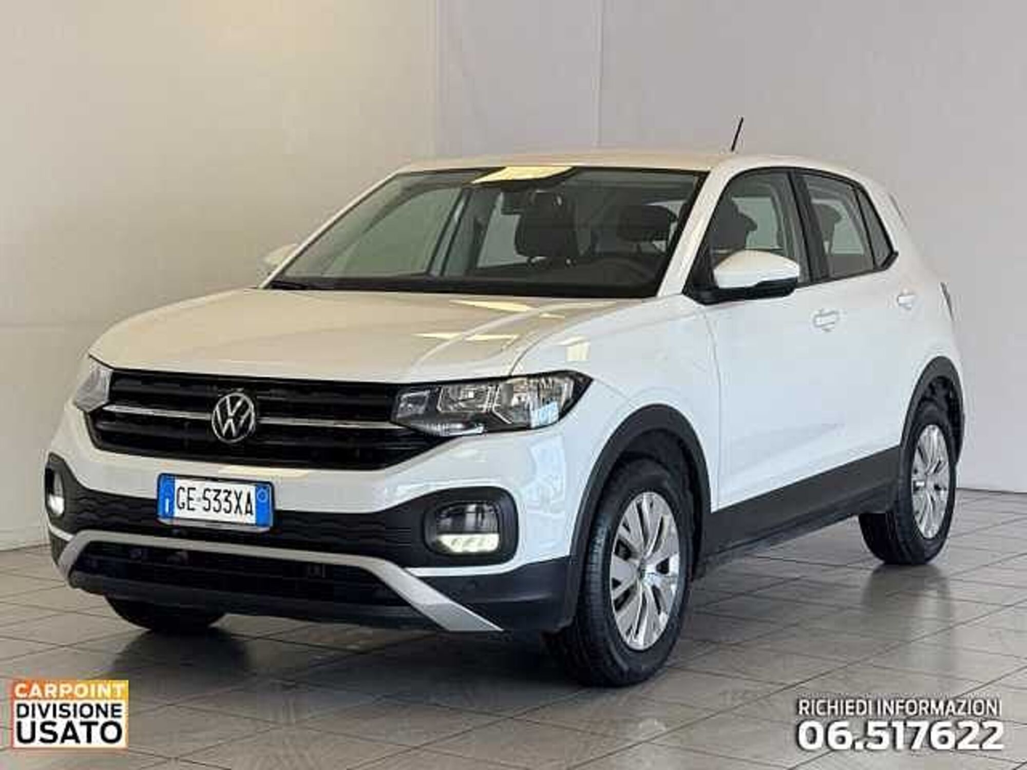 Volkswagen T-Cross 1.0 TSI Urban BMT del 2021 usata a Roma