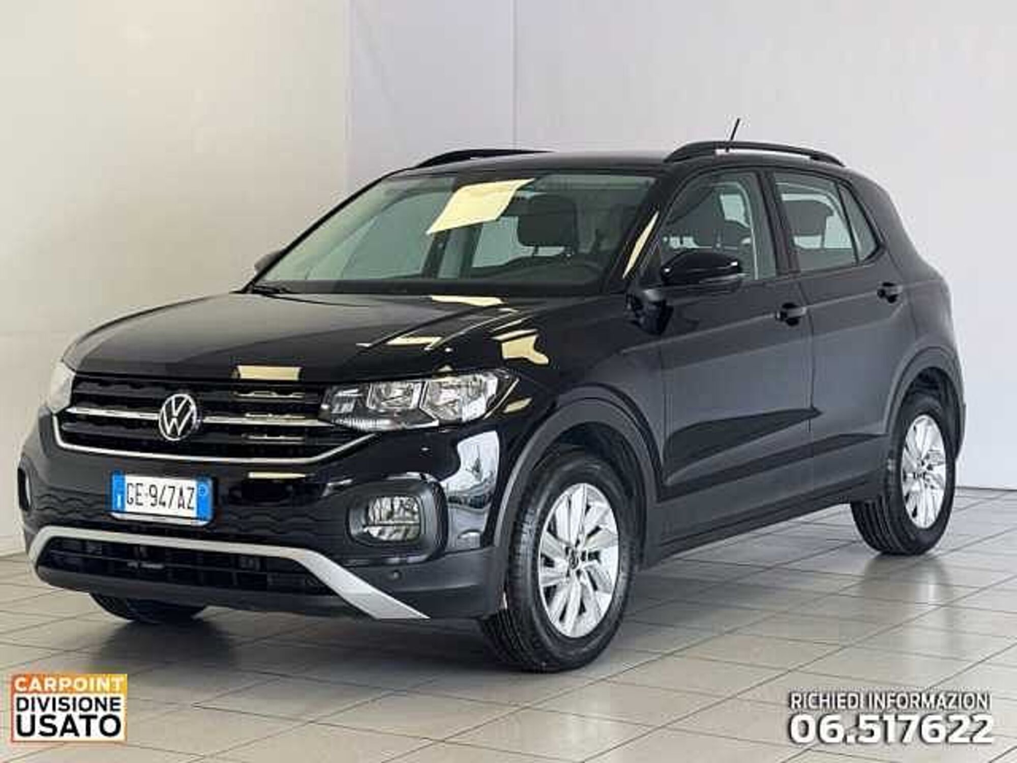 Volkswagen T-Cross 1.0 tsi Life 95cv del 2021 usata a Roma