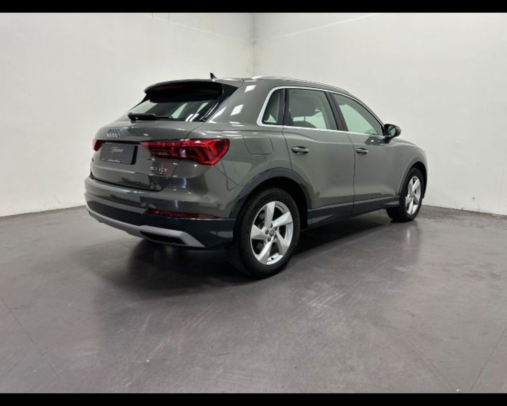 Audi Q3 40 2.0 tdi Business Advanced quattro 193cv s-tronic del 2019 usata a Conegliano (2)