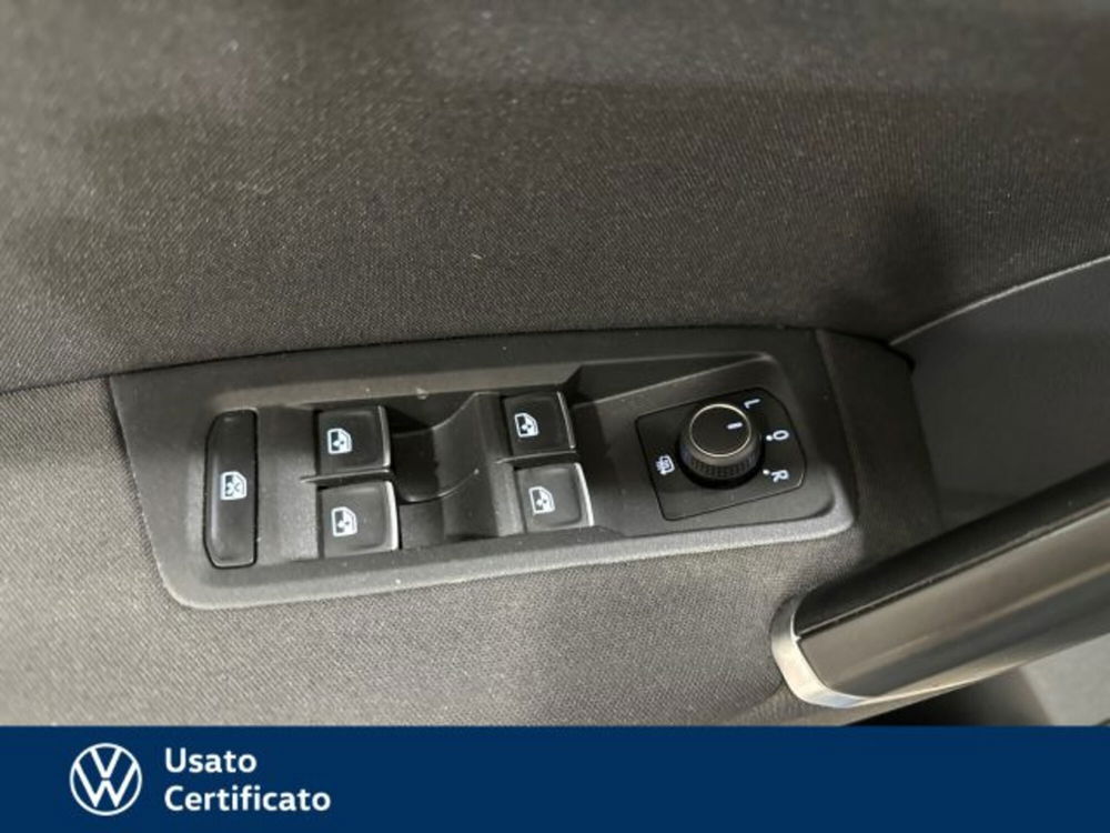 Volkswagen Touran usata a Vicenza (15)