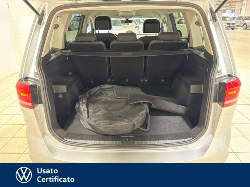 Volkswagen Touran usata a Vicenza (18)