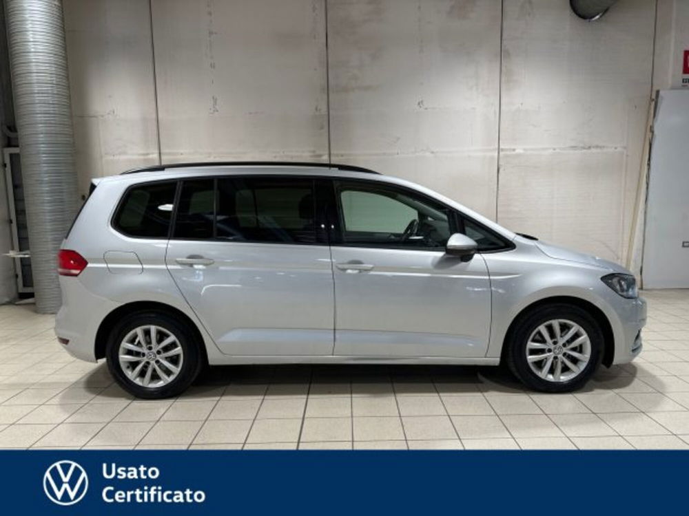 Volkswagen Touran 1.6 TDI DSG Comfortline BlueMotion Technology del 2016 usata a Arzignano (3)