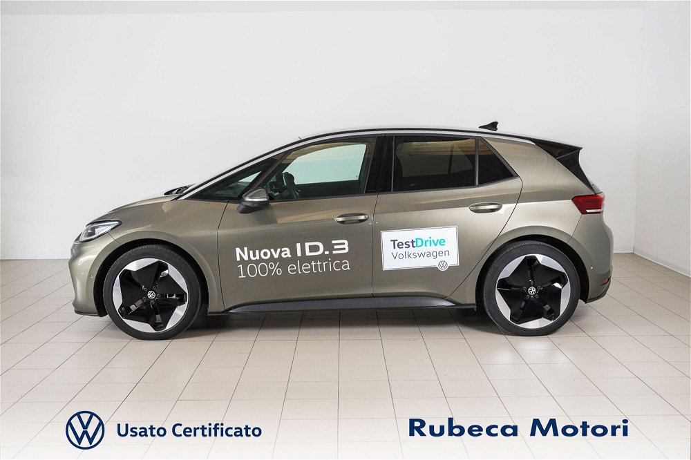 Volkswagen ID.3 Pro Performance  del 2023 usata a Citta' della Pieve (3)