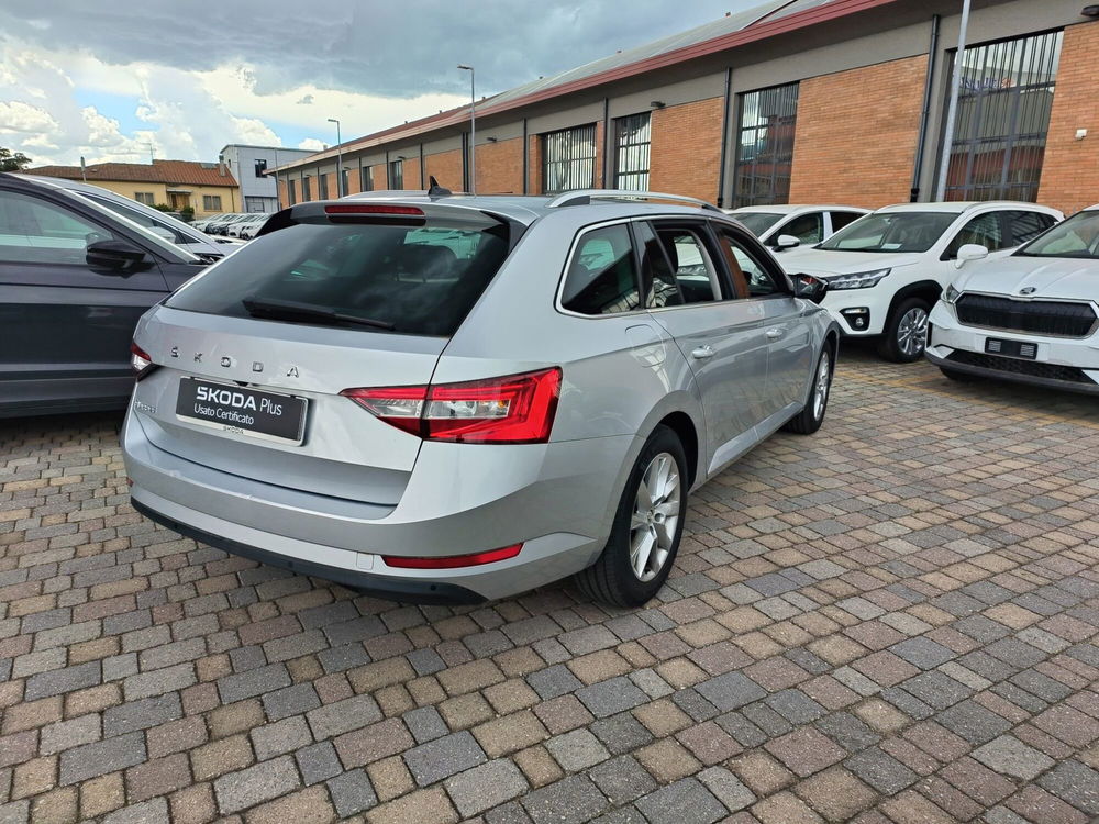 Skoda Superb Station Wagon usata a Prato (4)